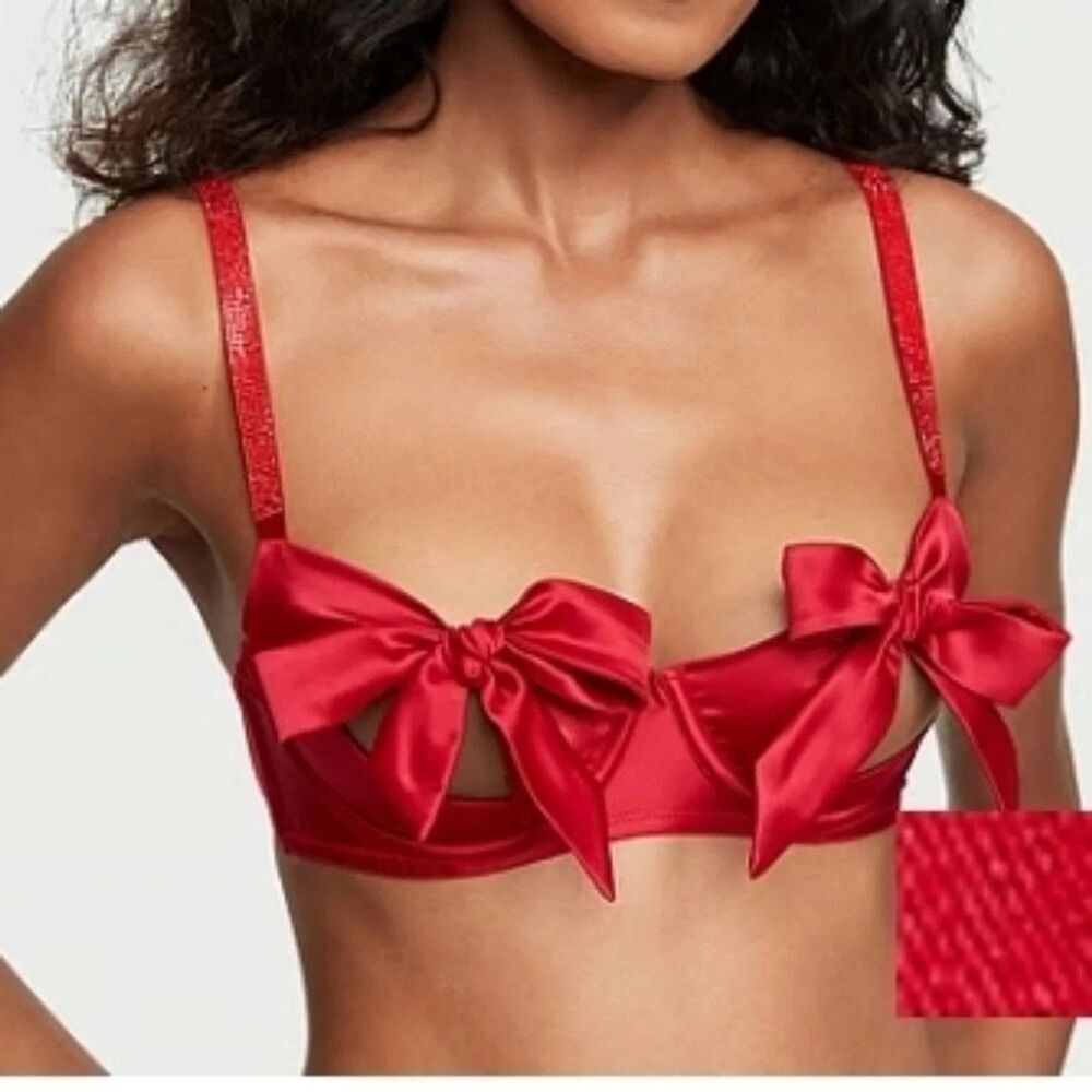 Victoria's Secret Dream Angels Size S-DD Red Satin Peekaboo Bow Balconette Bra